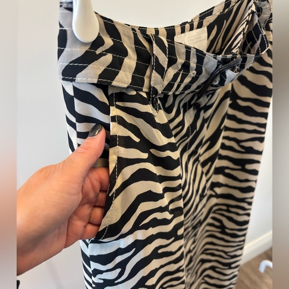 Banana Republic Midi Skirt with Belt - Picture 5 of 8